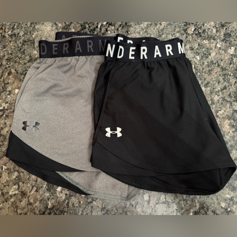 Women’s Under Armour Dual-Tone Performance Shorts, Play Up 3.0, Size Small